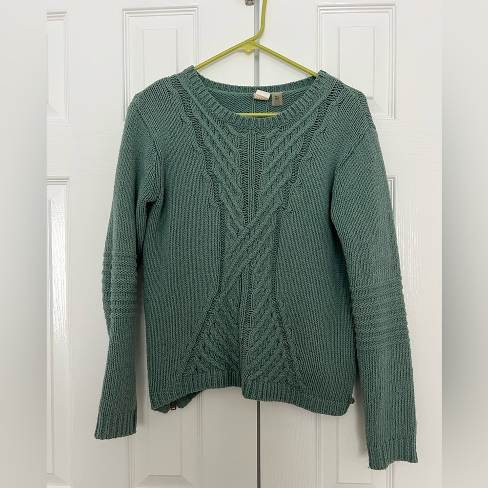 Roxy sweater w/ zipper detail